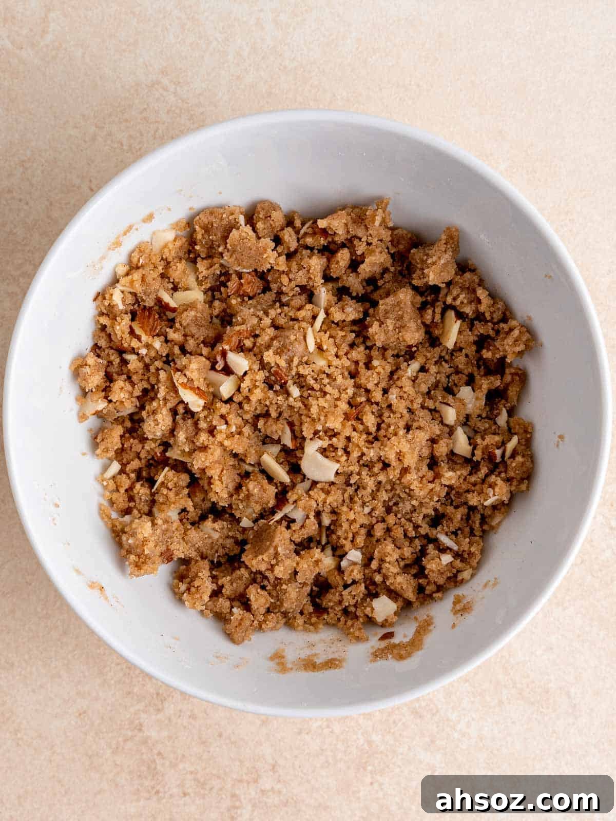 Cinnamon streusel mixture in a bowl.