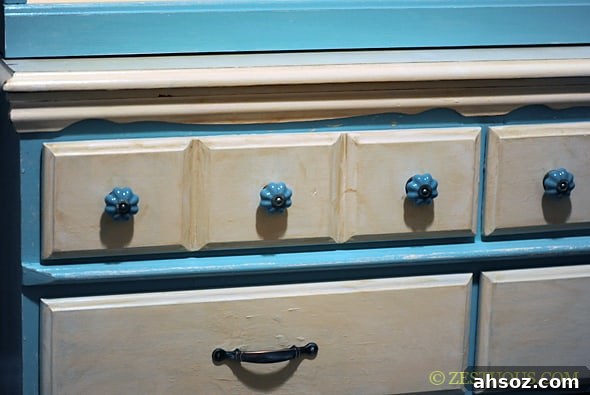 Tiffany Blue Bookshelf from Zestuous