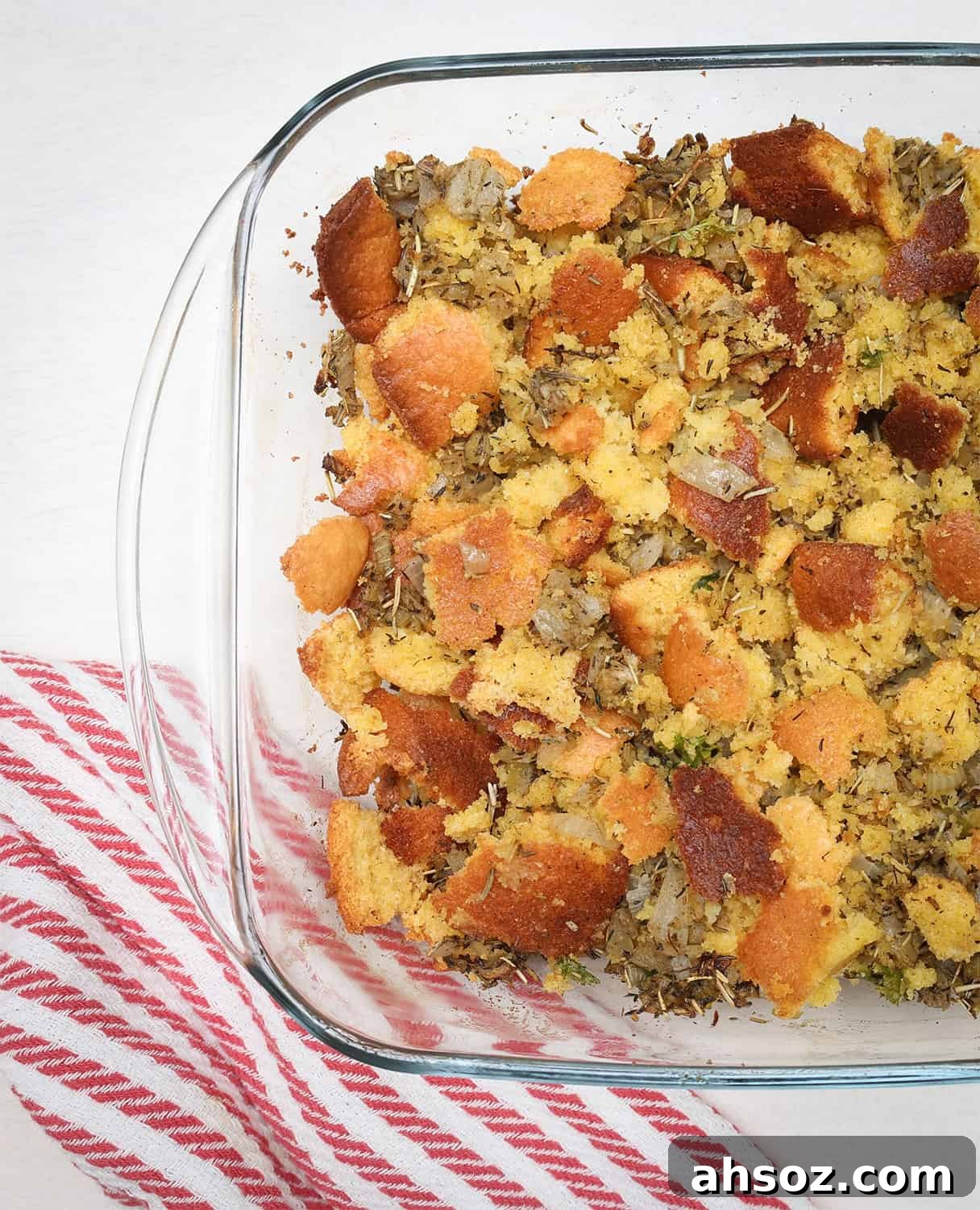 How to keep cornbread dressing moist